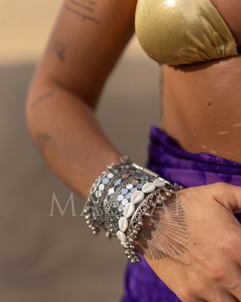 Brazalete Conchas con Espejos 